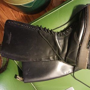 Doc Martens, 1420-probably, size 8 US wmn-probably, knee-high lace-ups, BLACK